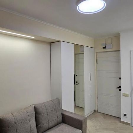 Сдается Новая Светлая 1-Комнатная Квартира Apartment Yerevan Exterior photo